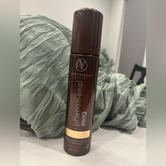 Vita Liberata pHenomenal 2–3 Week Tan Mousse • Fair • 8.45 fl oz / 250 ml - Picture 5 of 5